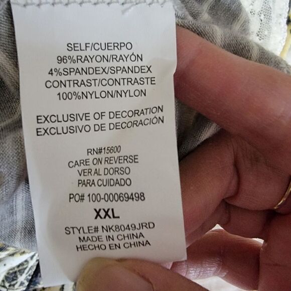 Rewind Striped Short Sleeved T-Shirt. NWT. Size XXL. - Picture 7 of 8